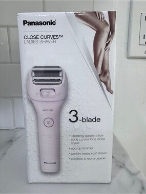 Panasonic Close Curves ES-WWL6A Ladies Electric Shaver Wet Dry Cordless